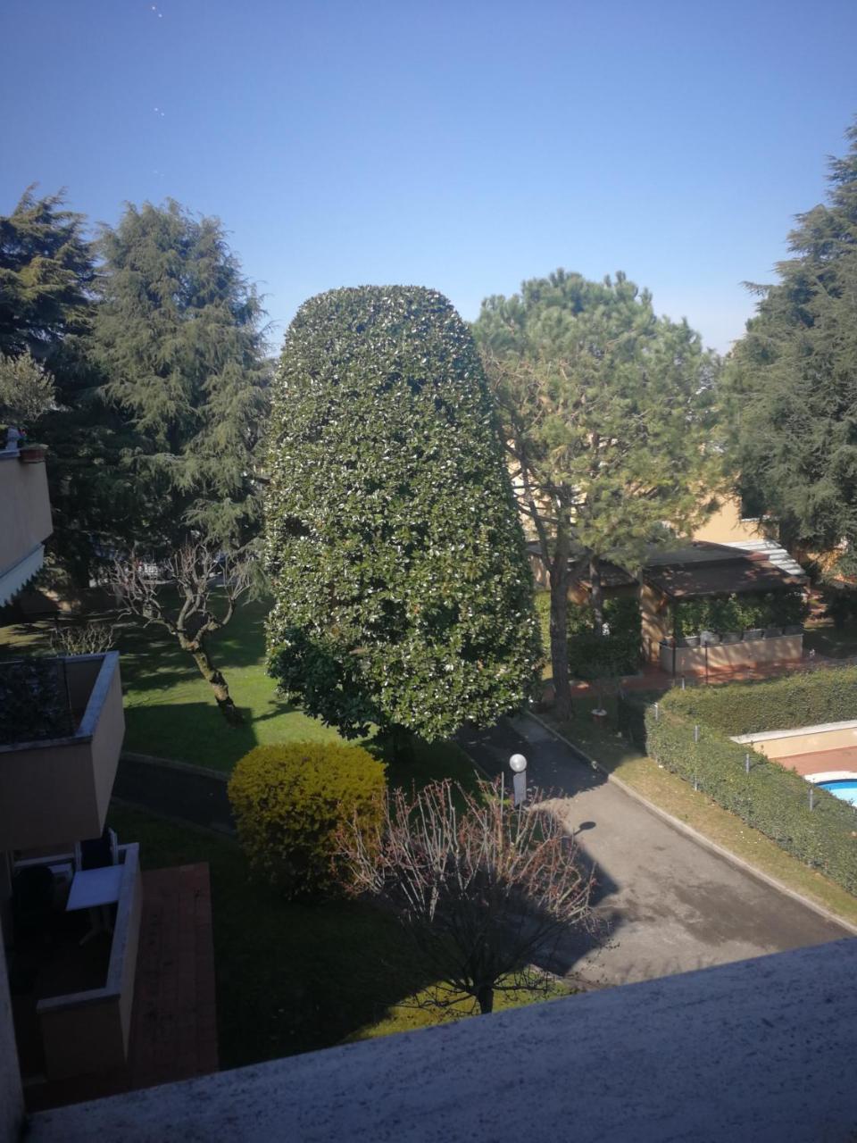 Appartamenti Massimiliano Пескьера-дель-Гарда Экстерьер фото